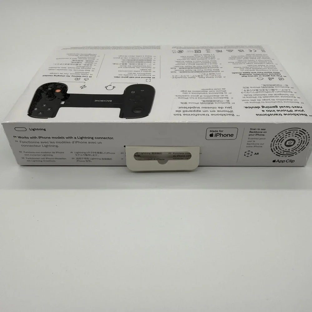 Backbone One Mobile‎ Gaming Controller for iPhone Lightning Connect - Picture 4 of 4